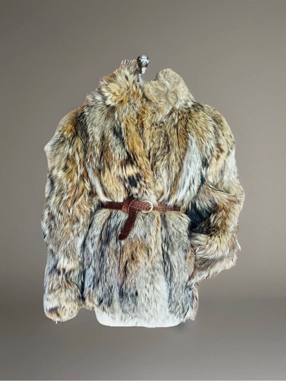 BEAUTIFUL Vintage Genuine COYOTE FUR Coat SLEEK Not Lynx or Fox Sz S